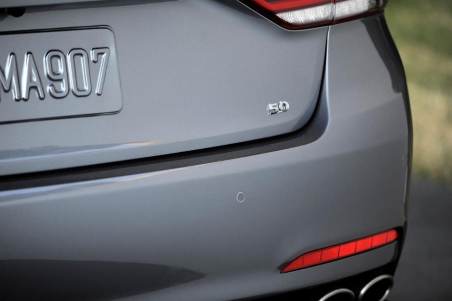 Детали экстерьера Hyundai Genesis 2014 года  (NA) (фото 46 из 105)